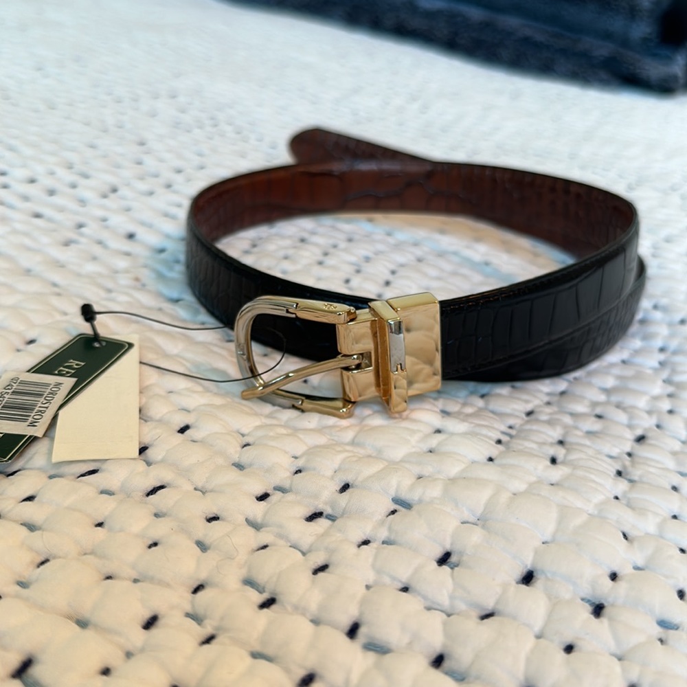 Beautiful Ralph Lauren Black Leather Reversible belt NWT ⭐️